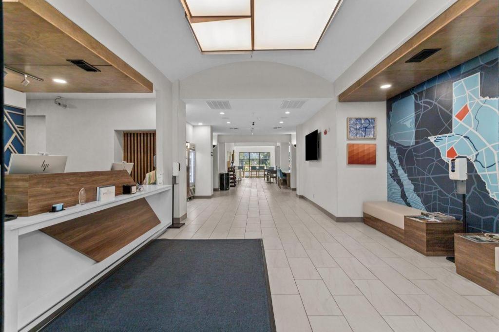 Holiday Inn Express Crockett By Ihg Exterior photo