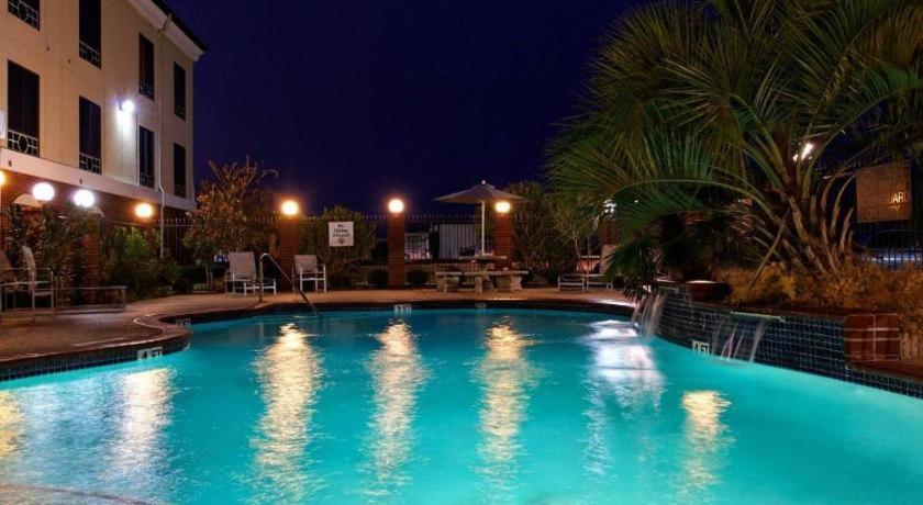 Holiday Inn Express Crockett By Ihg Exterior photo